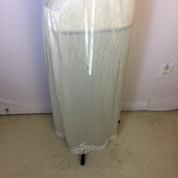 Gilead Vintage Nightgown Sz S Womans Ivory White Nylon Lace Lingerie Made In USA - Picture 8 of 12